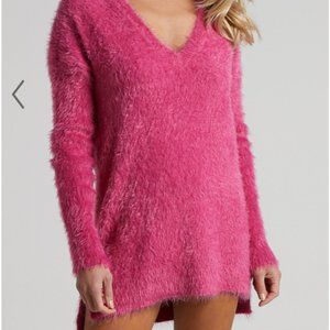 Showpo NWT Ishani V Neck Sweater - Pink